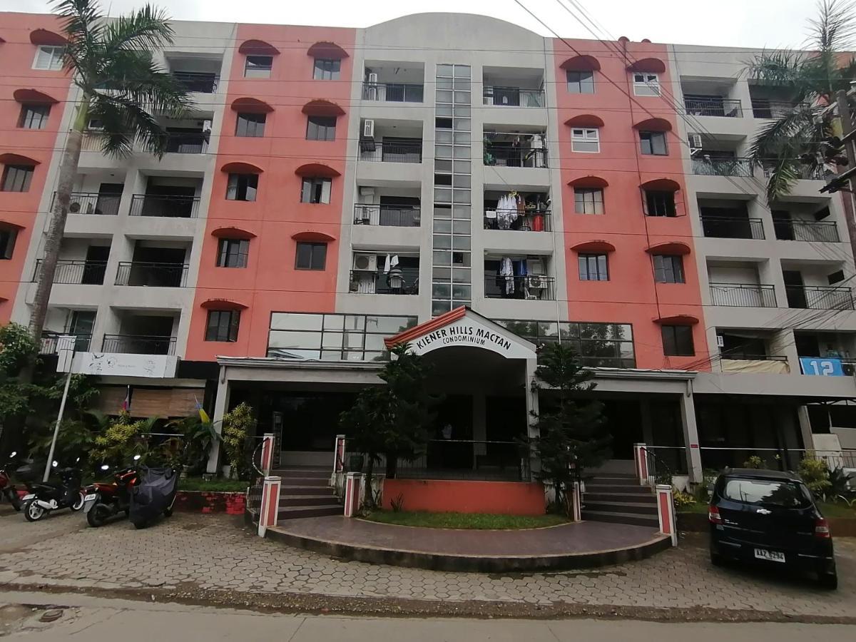 Condo Azur Suites E507 Near Airport, Netflix, Stylish, Cozy With Swimming Pool Lapu-Lapu City Esterno foto